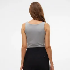 Discount Vero Moda Dame Million Firkantet Hals Top Griffin