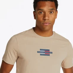 Tommy Hilfiger Herre Flag Box T-Shirt Sandalwood
