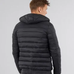 Sale Crosshatch Herre Puff jakke med rynker Sort